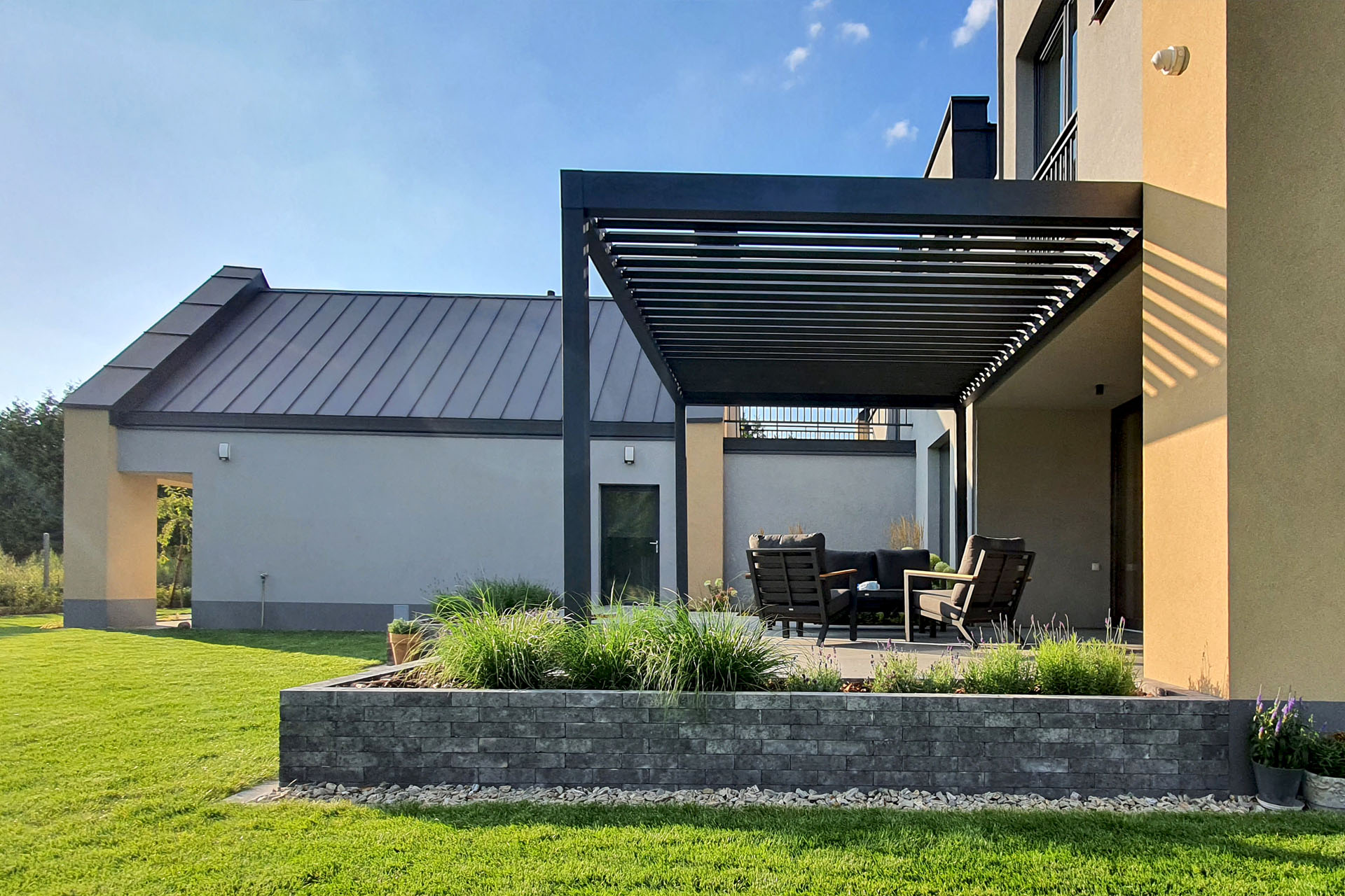 Pergola bioklimatyczna Tarasola Essential 3x4 m – widok 4